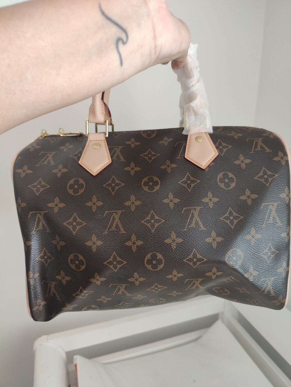 Handbag - Picture 4 of 10